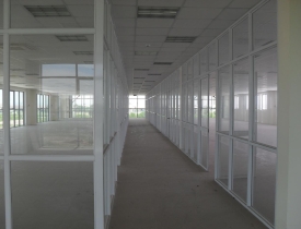 THI CÔNG VÁCH NGĂN